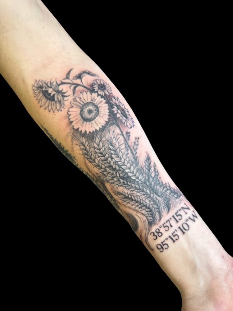 kasas tattoo floral black grey